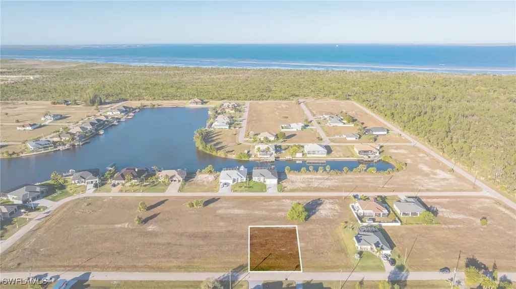 4002 NW 42nd Avenue Cape Coral FL 33993