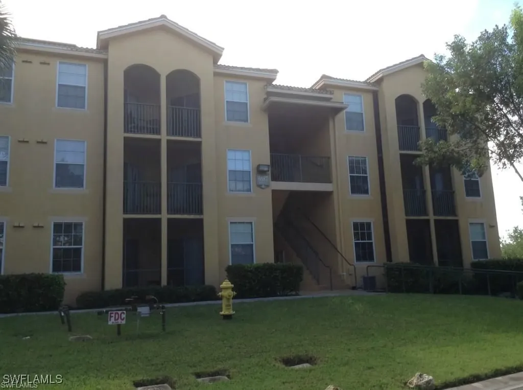 8687 River Homes Lane Bonita Springs FL 34135
