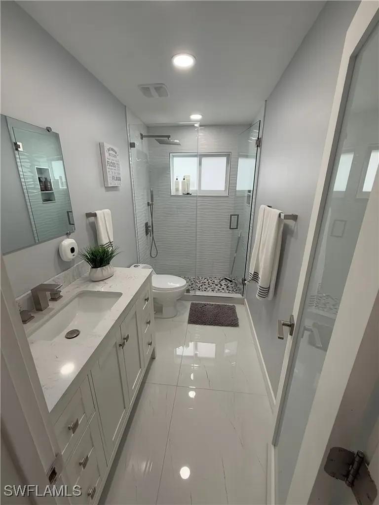 380 W 41st Street Hialeah FL 33182