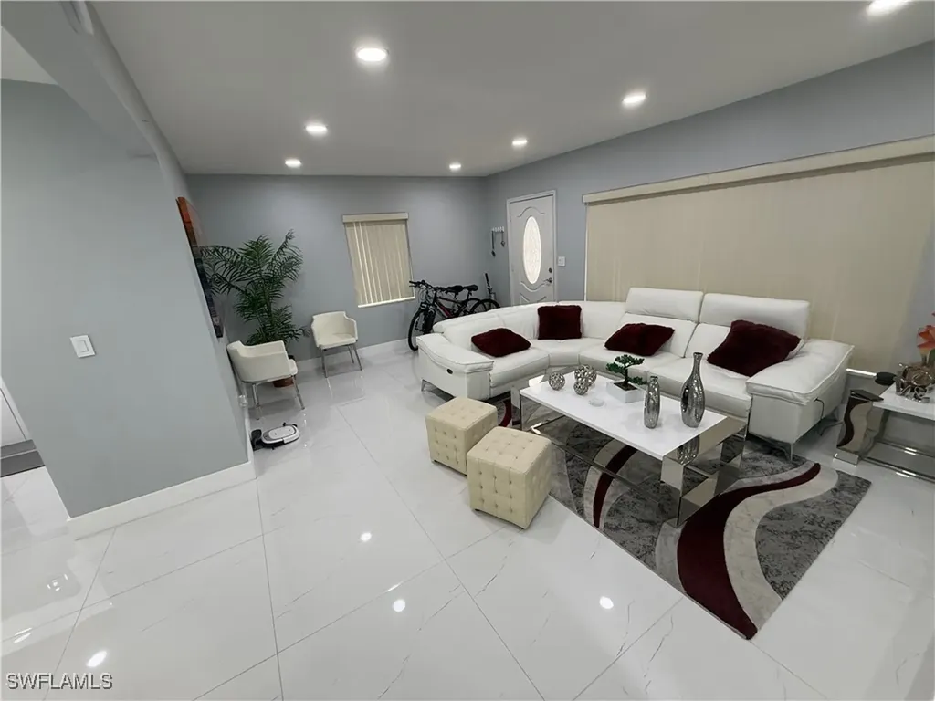 380 W 41st Street Hialeah FL 33182