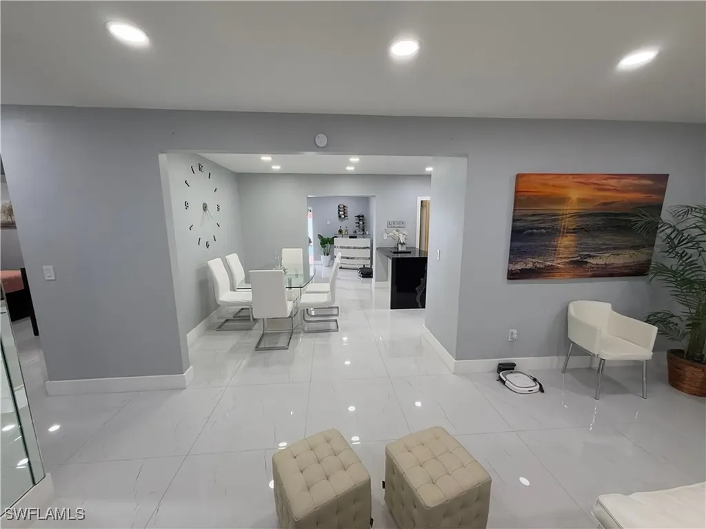 380 W 41st Street Hialeah FL 33182