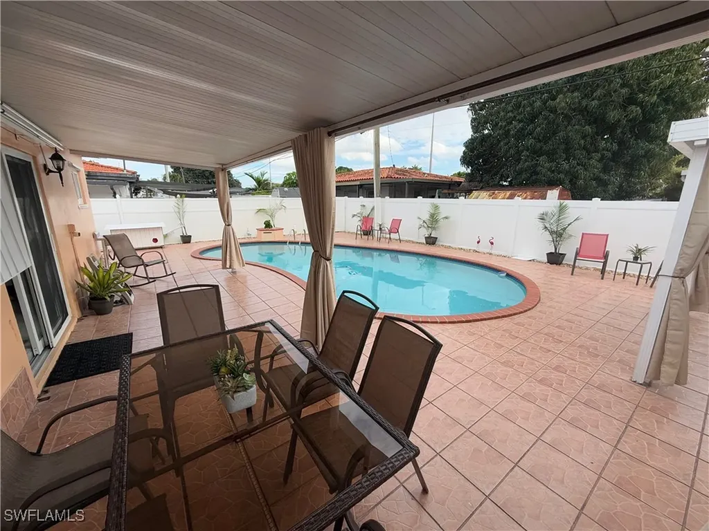 380 W 41st Street Hialeah FL 33182