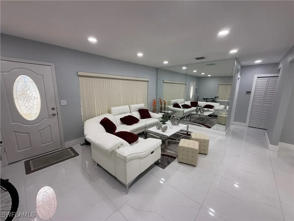 380 W 41st Street Hialeah FL 33182