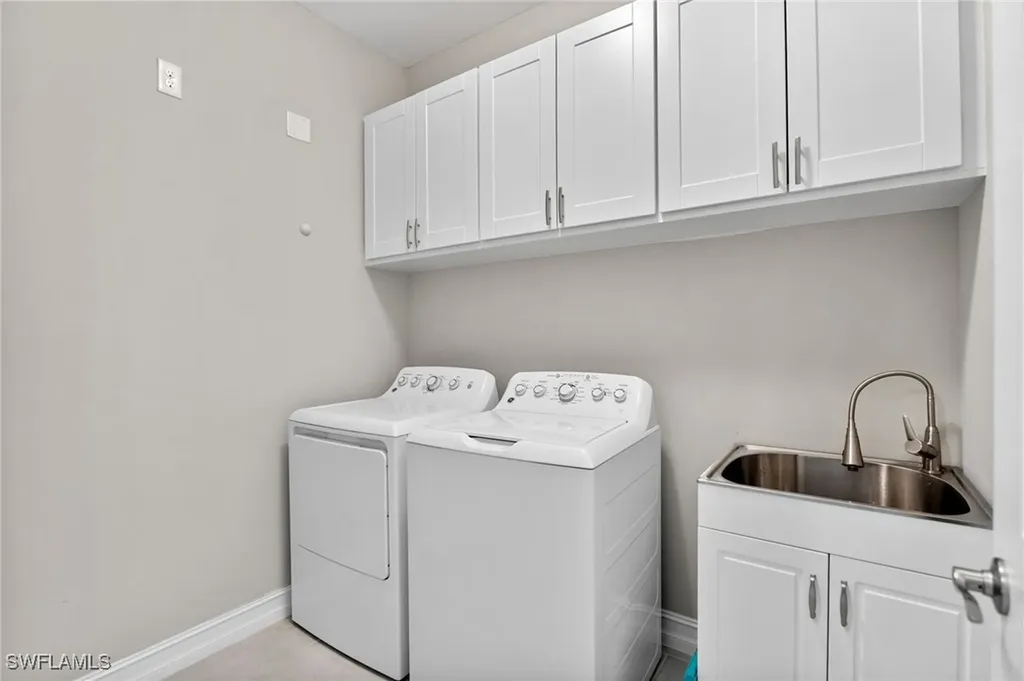 28200 Seasons Tide Avenue Bonita Springs FL 34135