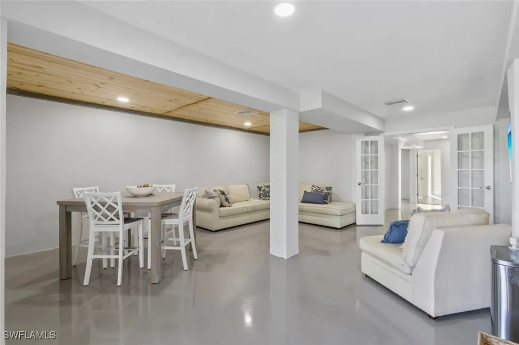 12176 Siesta Drive Fort Myers Beach FL 33931