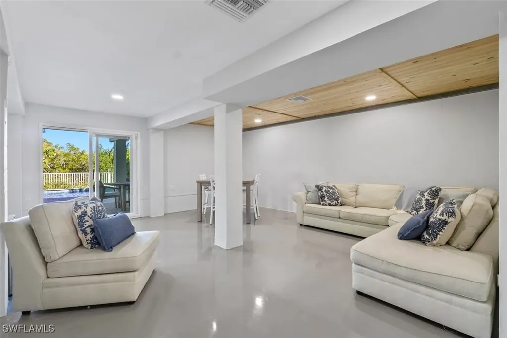 12176 Siesta Drive Fort Myers Beach FL 33931