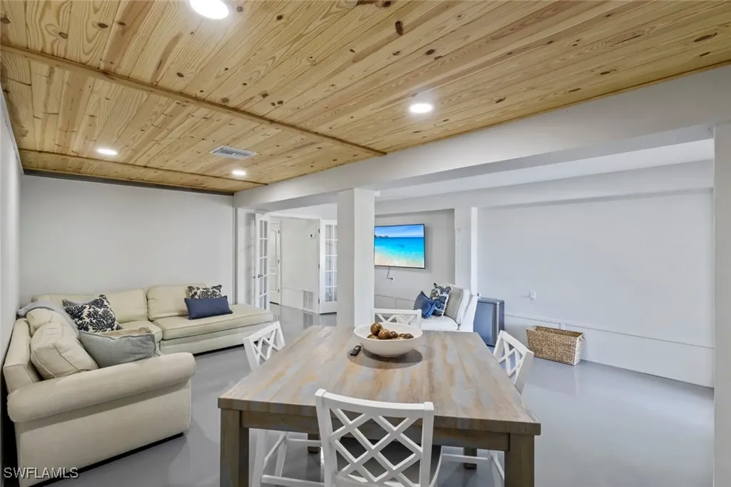 12176 Siesta Drive Fort Myers Beach FL 33931