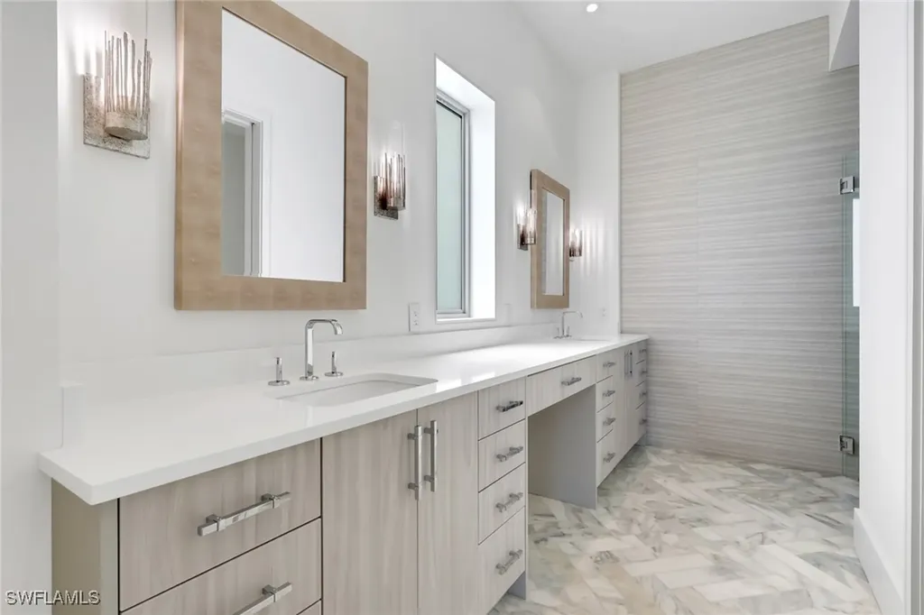 1798 Holiday Lane Naples FL 34104