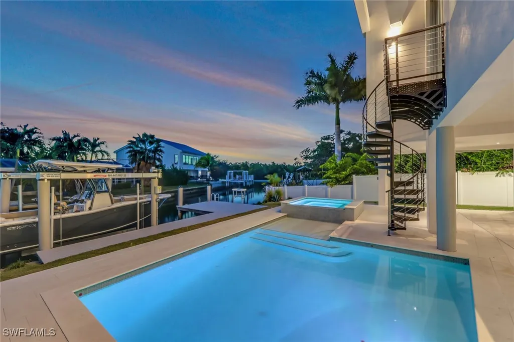 1798 Holiday Lane Naples FL 34104