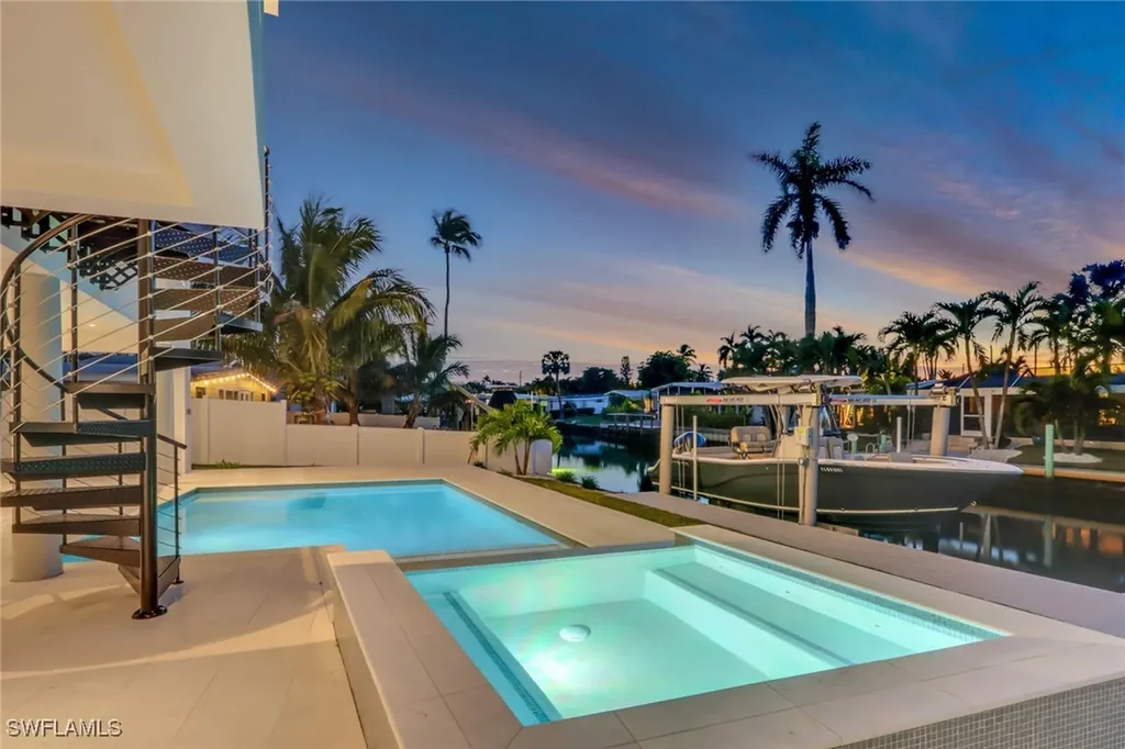 1798 Holiday Lane Naples FL 34104