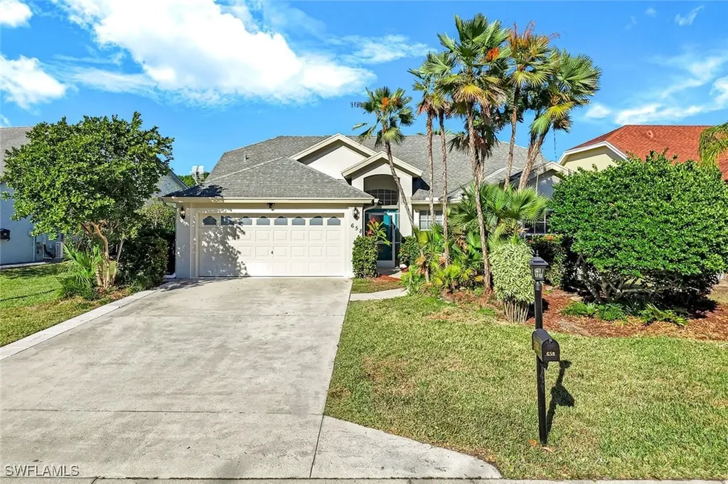 658 Lambton Lane Naples FL 34104