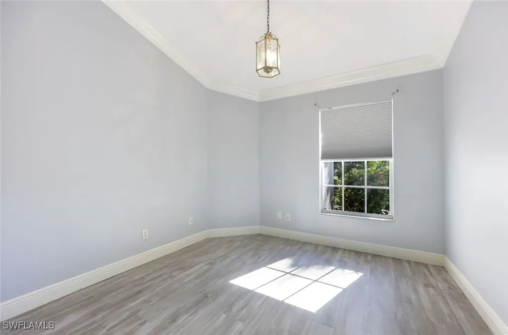 658 Lambton Lane Naples FL 34104