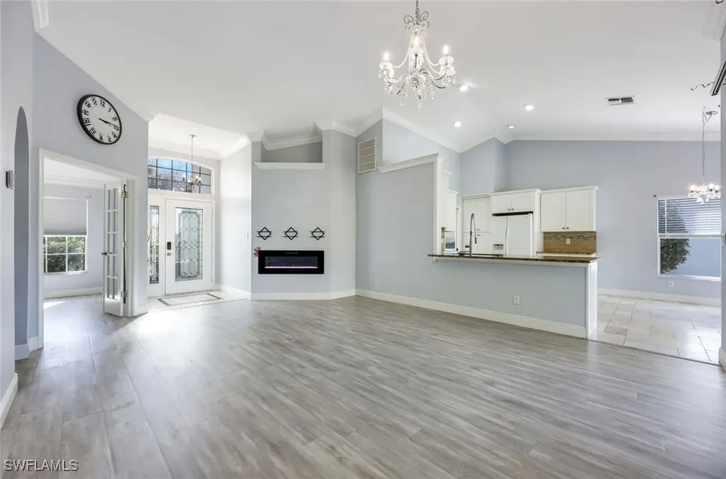 658 Lambton Lane Naples FL 34104