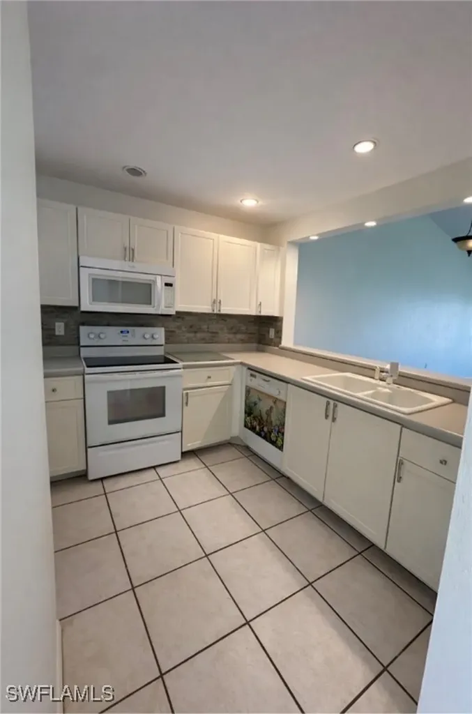 1228 Commonwealth Circle Naples FL 34116