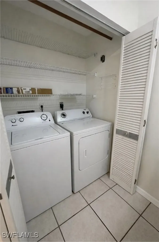1228 Commonwealth Circle Naples FL 34116