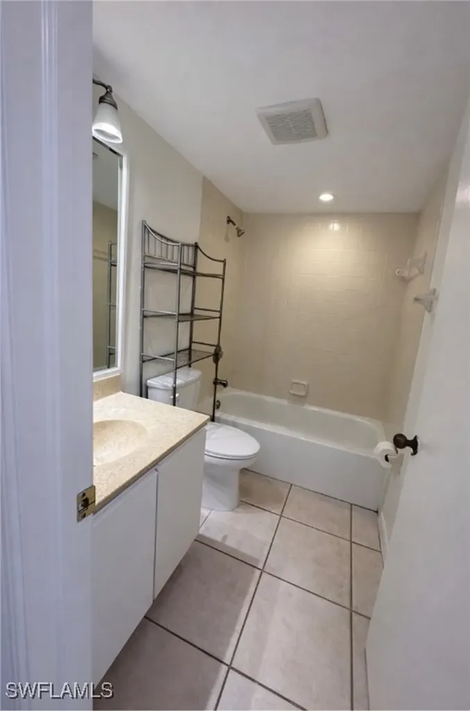 1228 Commonwealth Circle Naples FL 34116