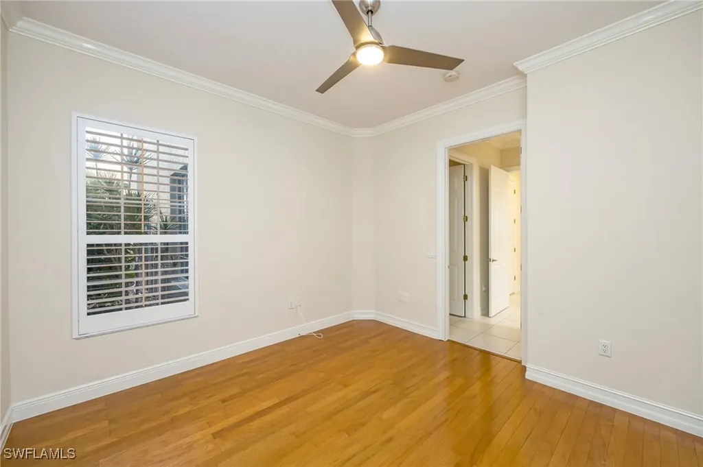 5025 Maxwell Circle Naples FL 34105