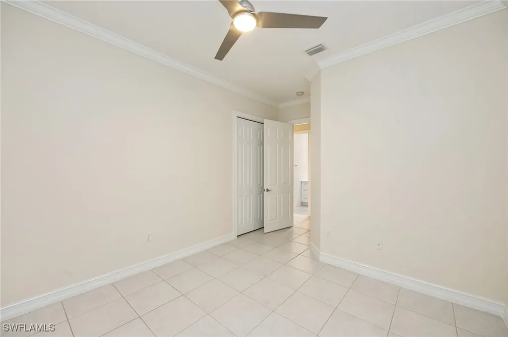 5025 Maxwell Circle Naples FL 34105