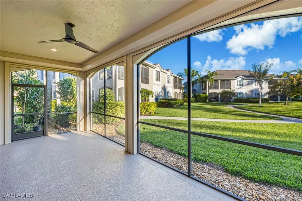 5025 Maxwell Circle Naples FL 34105