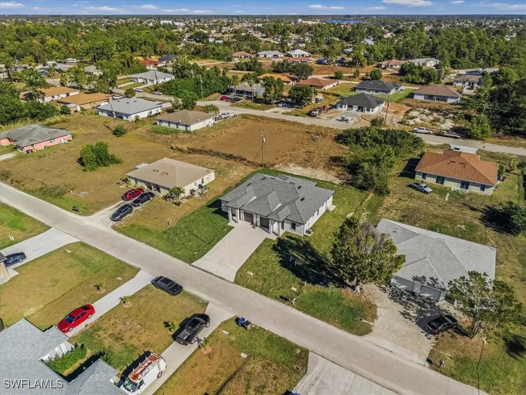 121-123 Jenna Avenue S Lehigh Acres FL 33973