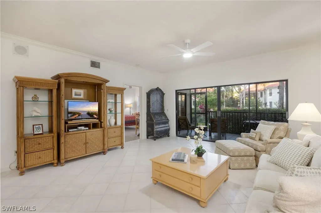 583 Serendipity Drive Naples FL 34108