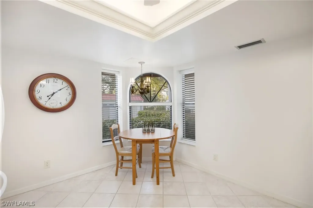 583 Serendipity Drive Naples FL 34108