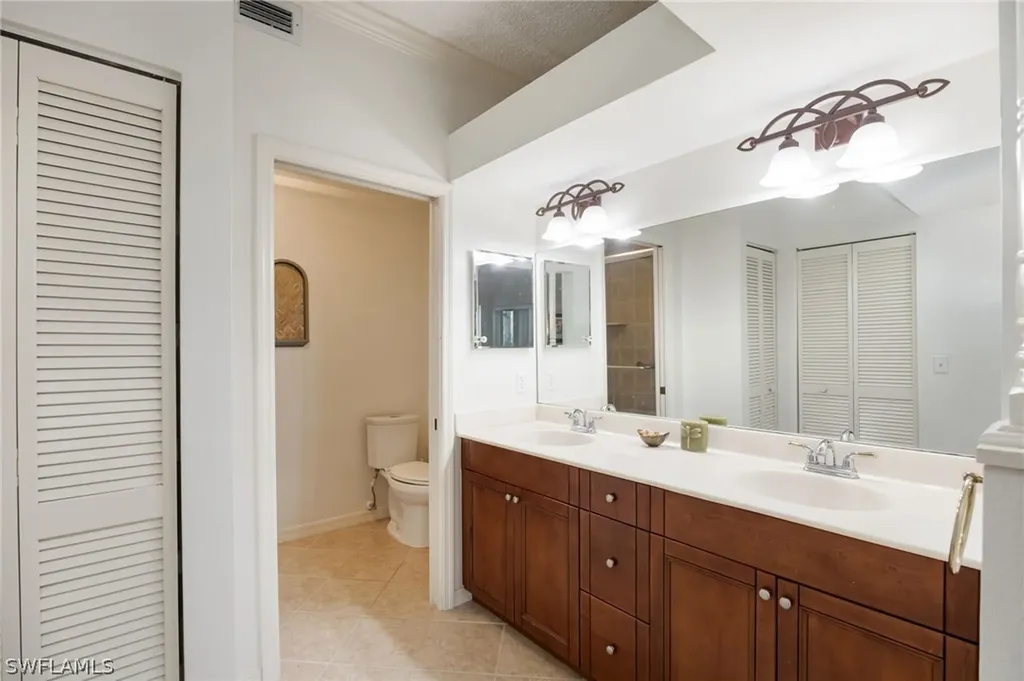 583 Serendipity Drive Naples FL 34108