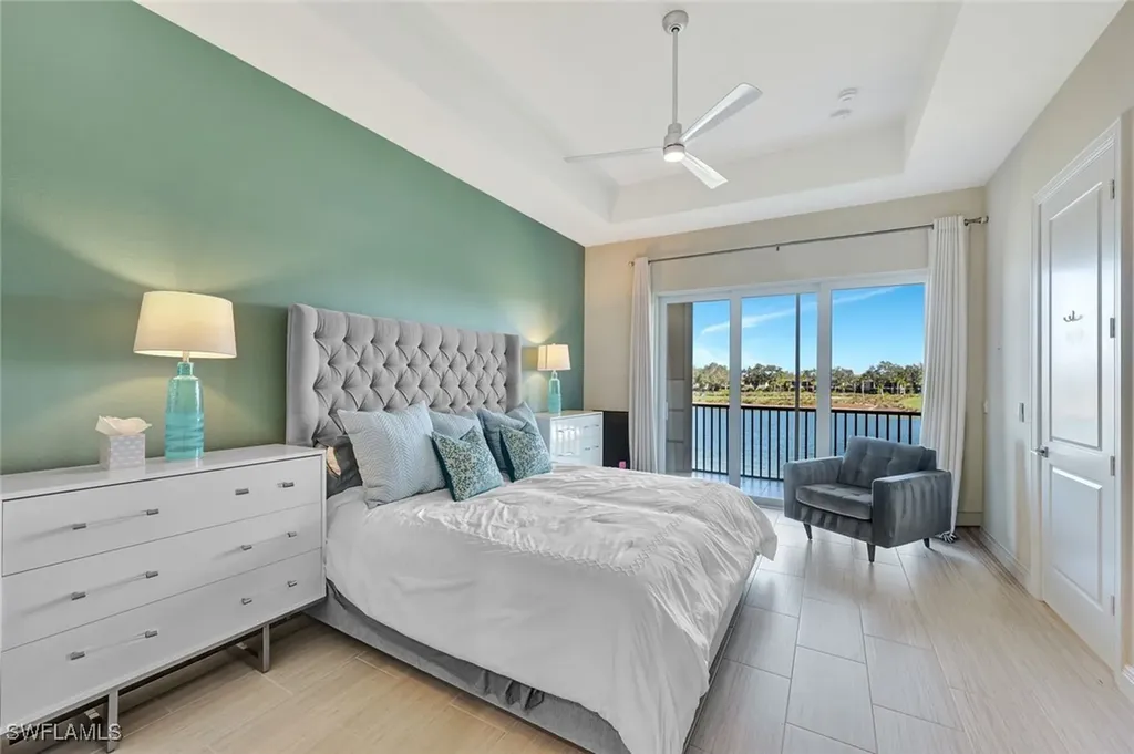 608 El Camino Real Naples FL 34119