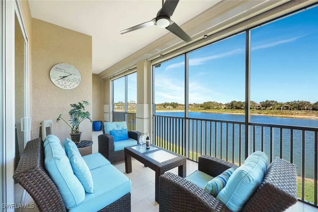 608 El Camino Real Naples FL 34119