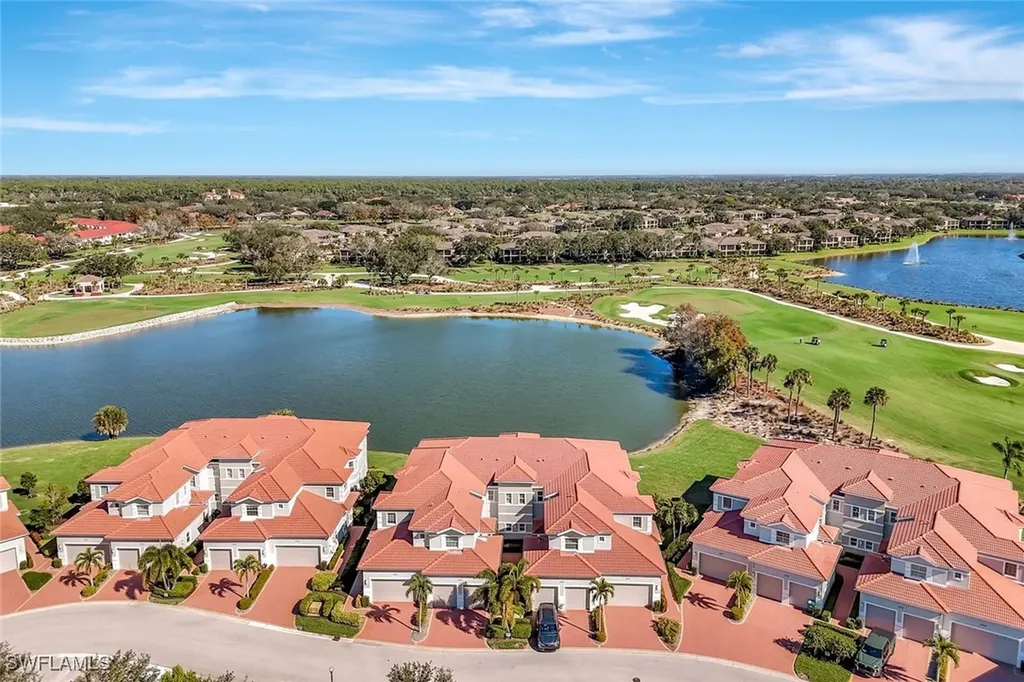 608 El Camino Real Naples FL 34119