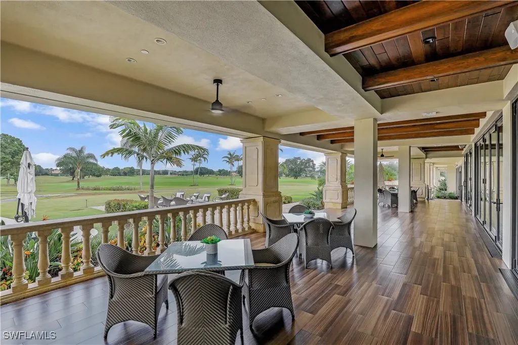 608 El Camino Real Naples FL 34119