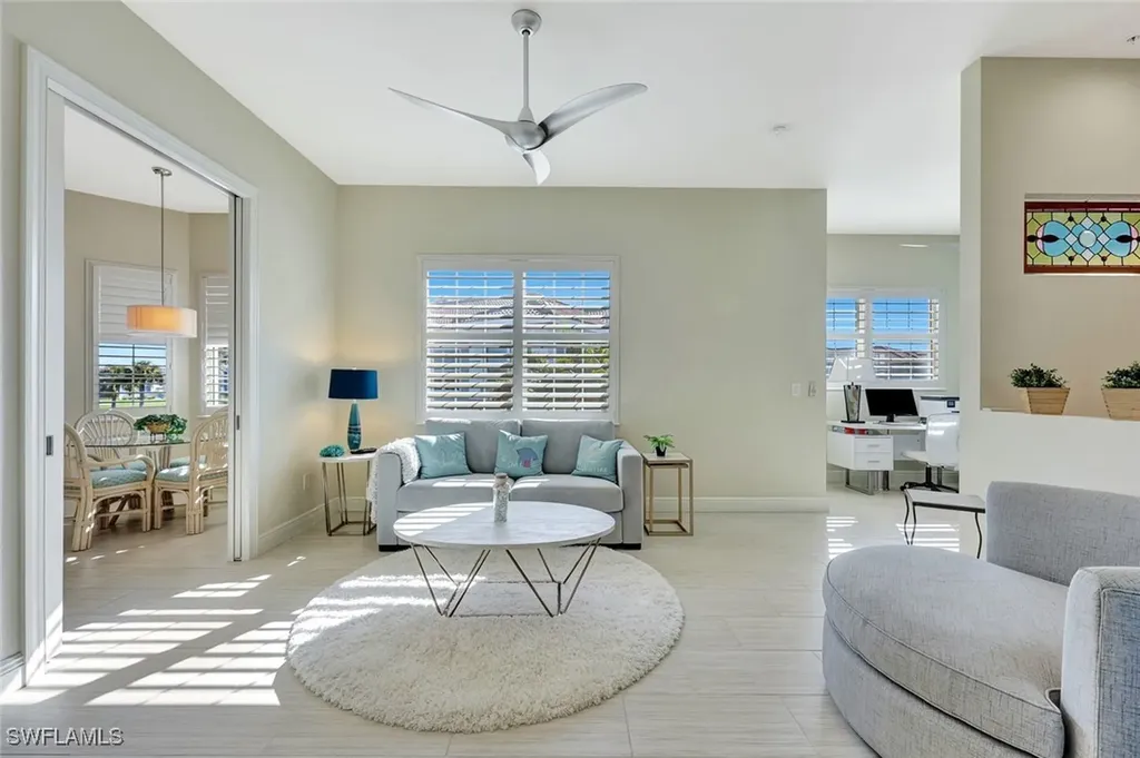 608 El Camino Real Naples FL 34119