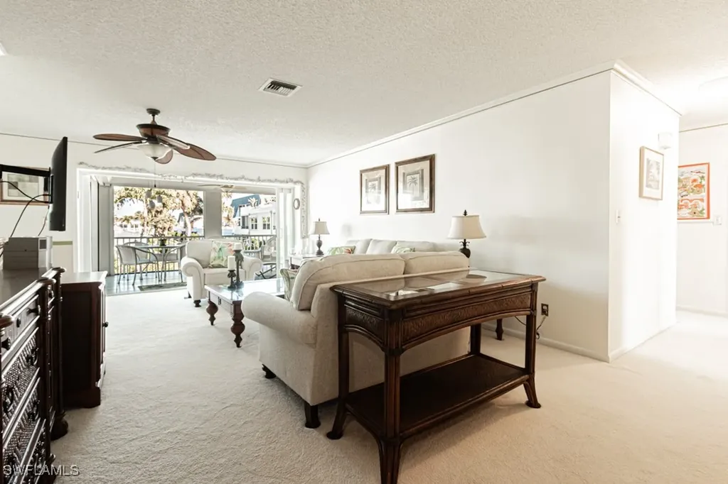 4180 Belair Lane Naples FL 34103