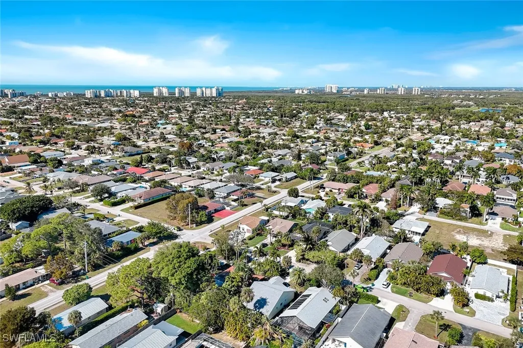 812 102nd Avenue N Naples FL 34108