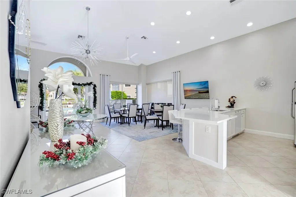 6200 Reserve Circle Naples FL 34119