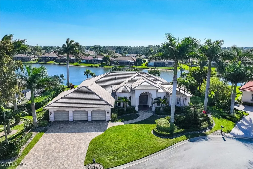 7084 Peach Blossom Court Naples FL 34113
