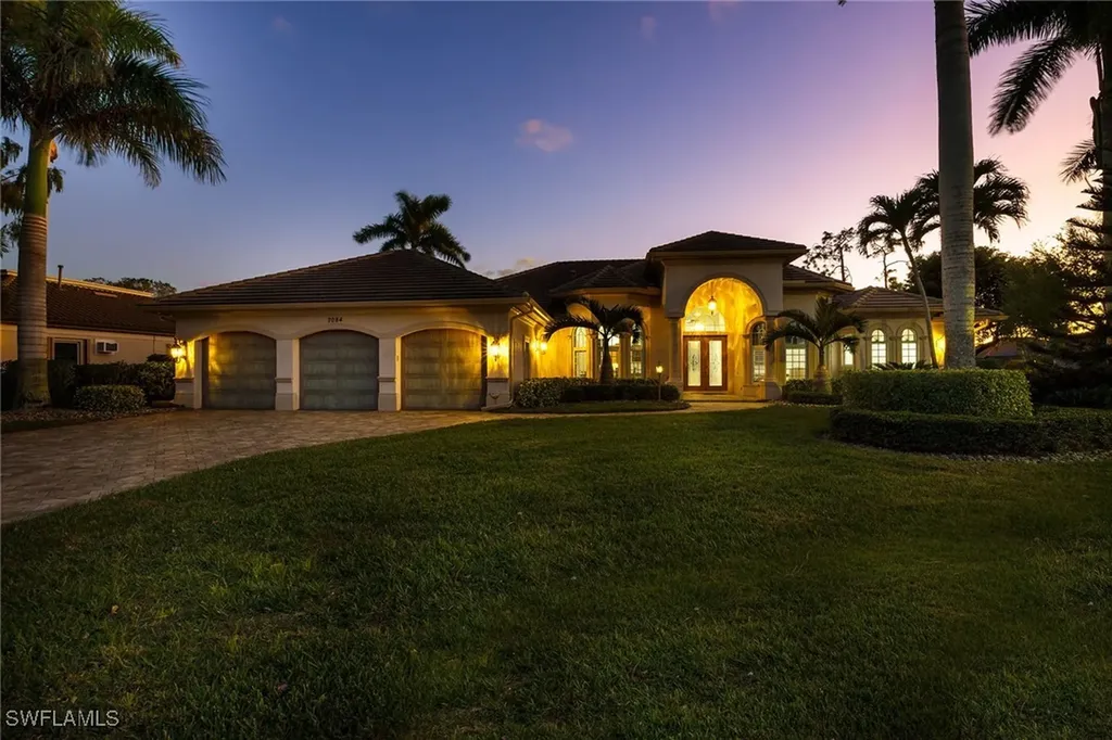 7084 Peach Blossom Court Naples FL 34113