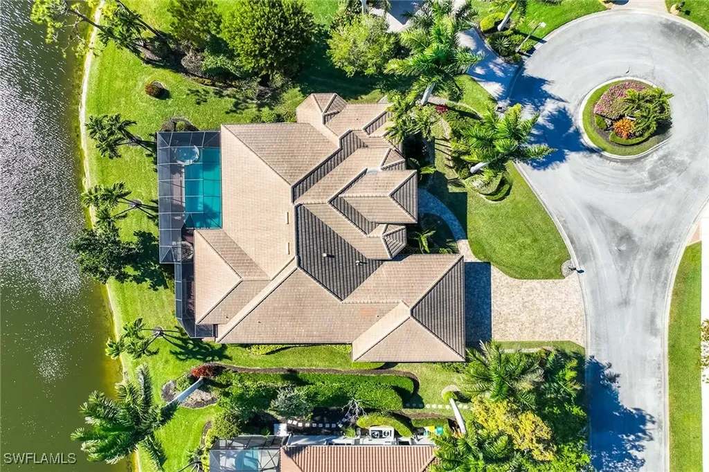 7084 Peach Blossom Court Naples FL 34113