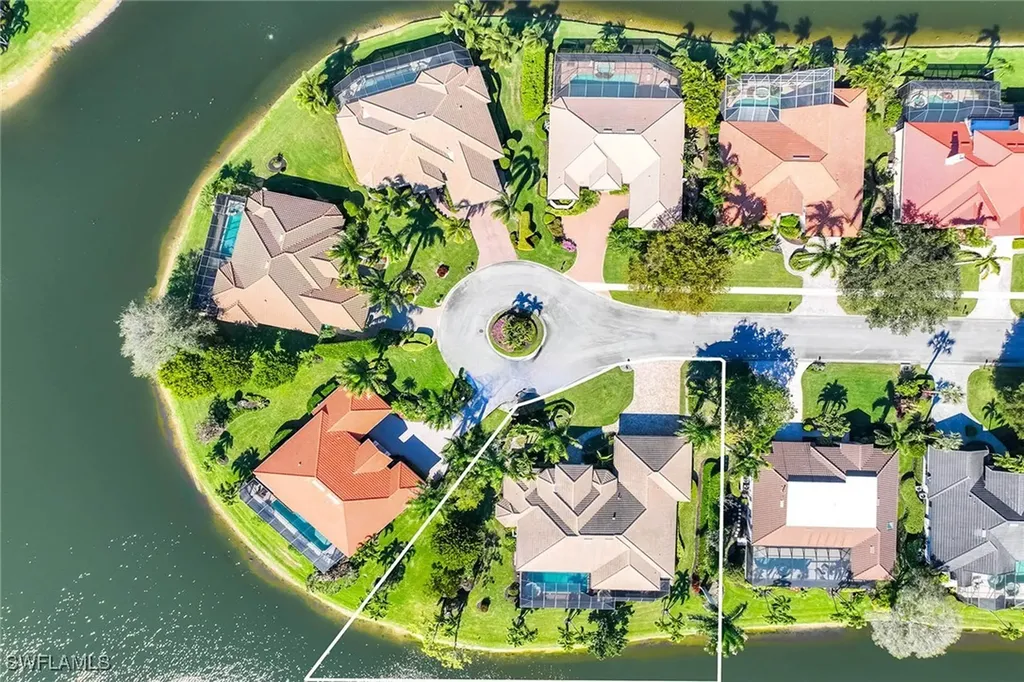 7084 Peach Blossom Court Naples FL 34113