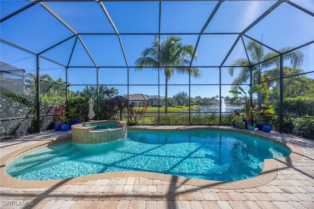 6550 Roma Way Naples FL 34113