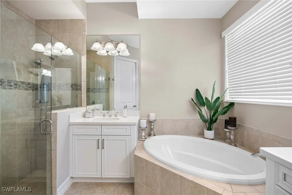 6550 Roma Way Naples FL 34113
