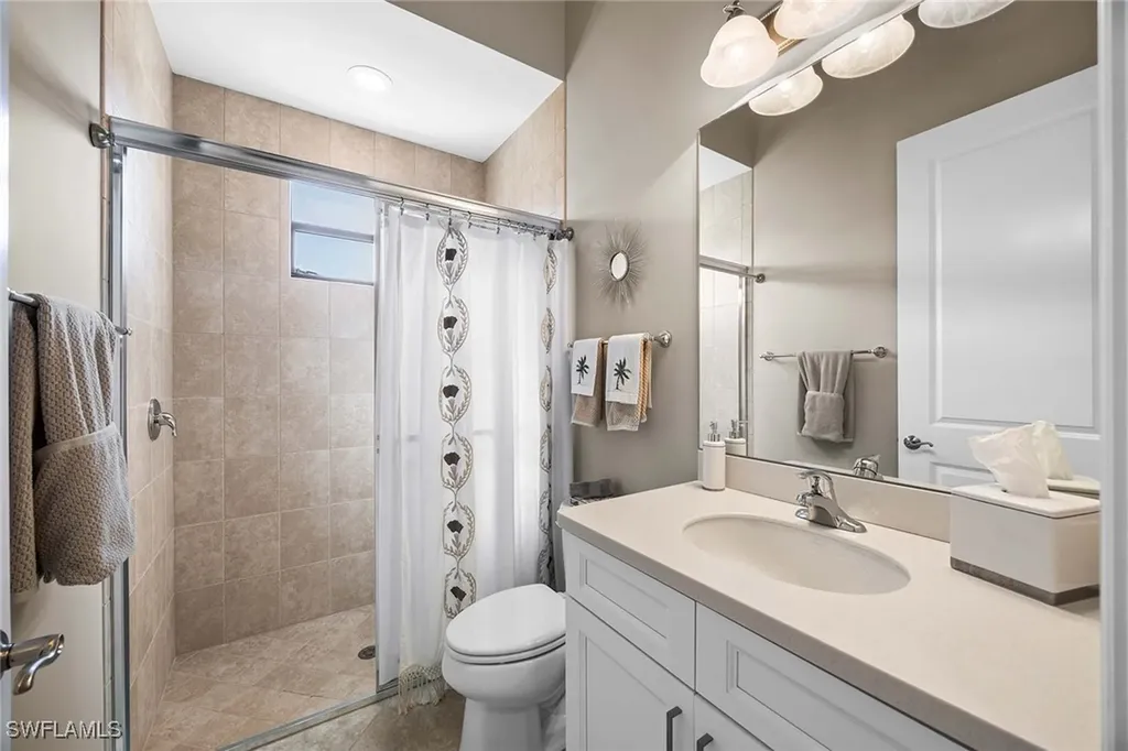 6550 Roma Way Naples FL 34113