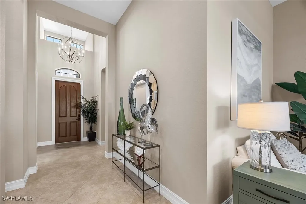 6550 Roma Way Naples FL 34113