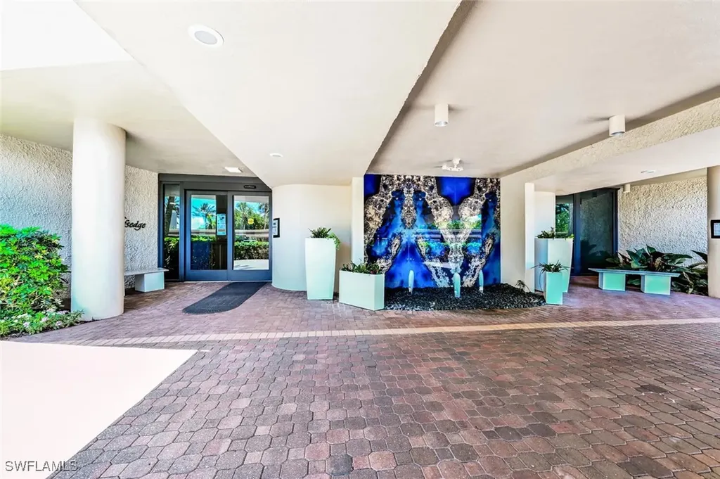 4001 Gulf Shore Boulevard N Naples FL 34103