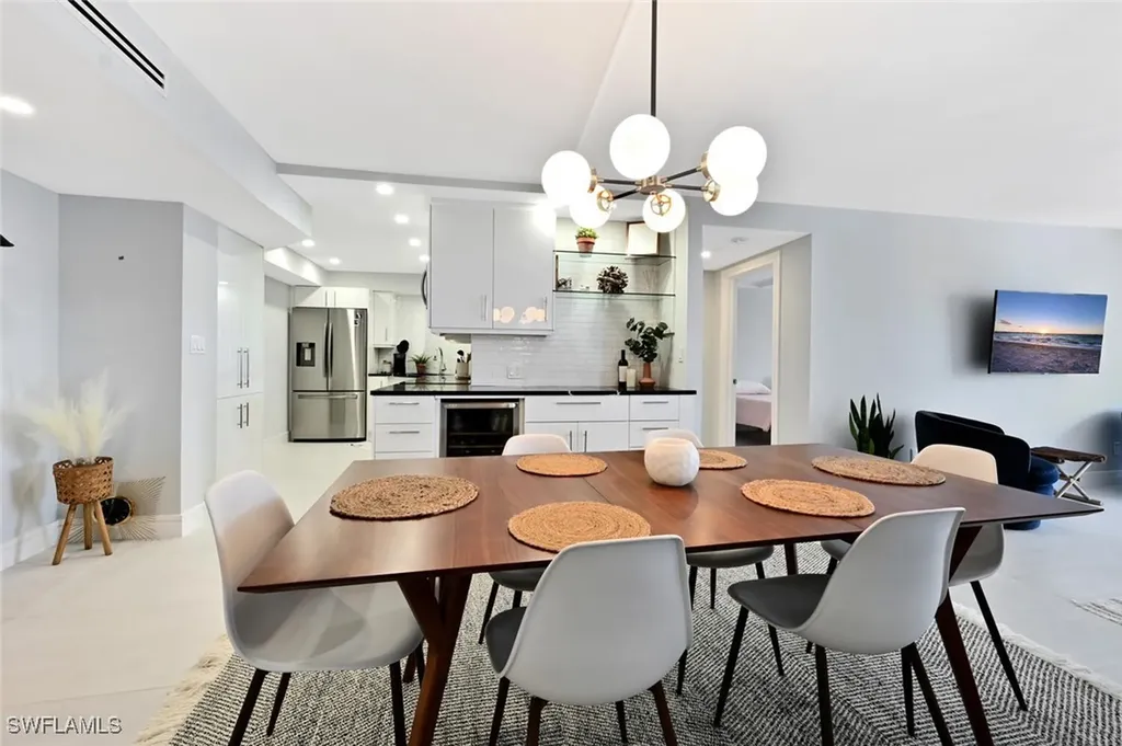 4001 Gulf Shore Boulevard N Naples FL 34103