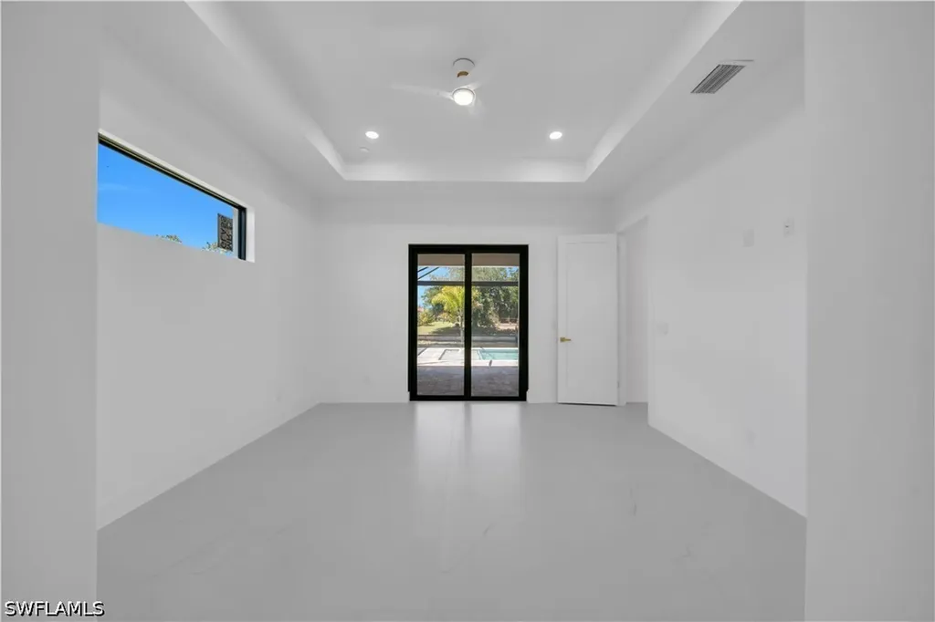 1114 SW 8th Place Cape Coral FL 33991