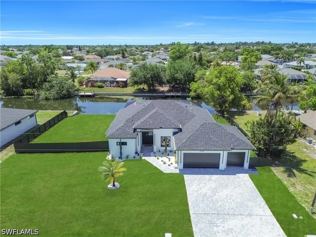 1114 SW 8th Place Cape Coral FL 33991