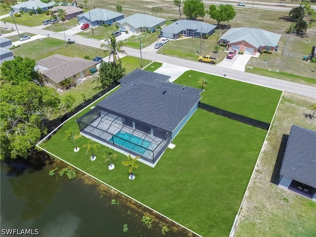 1114 SW 8th Place Cape Coral FL 33991