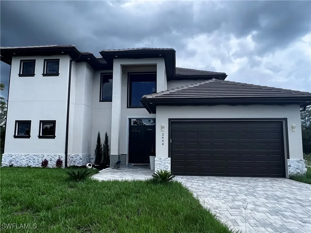 2644 37th Avenue NE Naples FL 34120