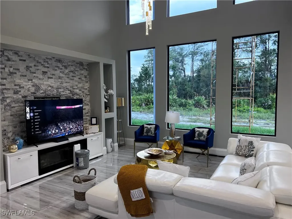 2644 37th Avenue NE Naples FL 34120
